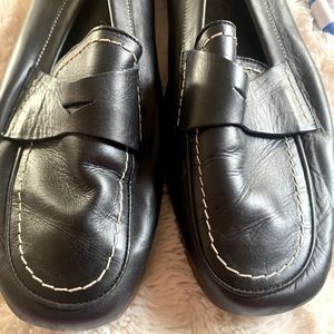 Coach black leather loafers  size 9.5 but can fit narrow 10